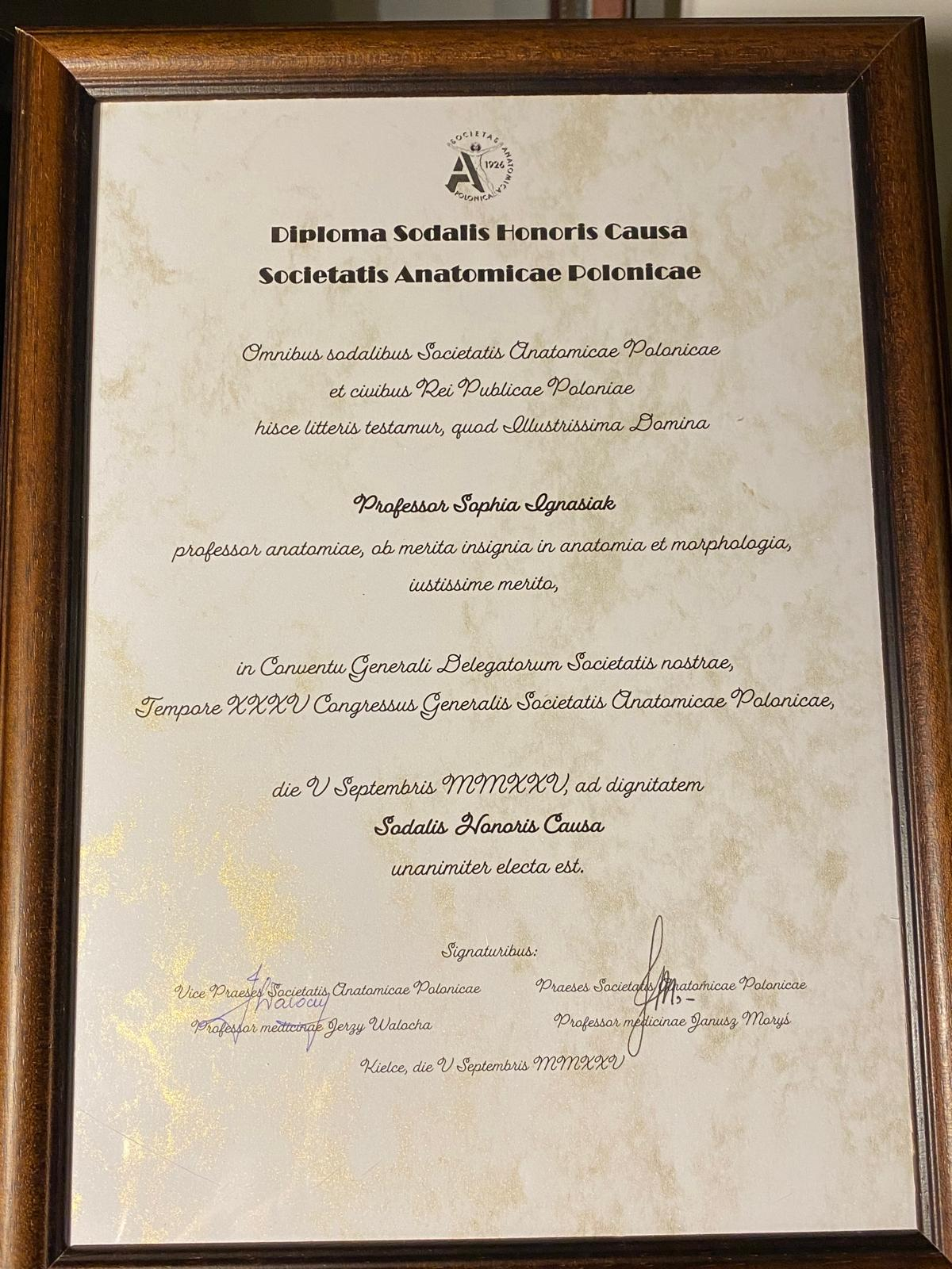 prof_zofia_ignasiak-dyplom.jpg